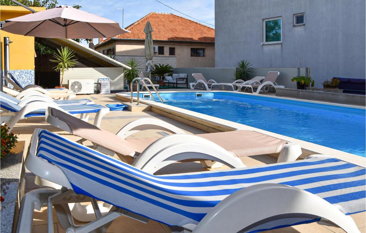 Amazing Apartment In Pakoštane Dış mekan fotoğraf