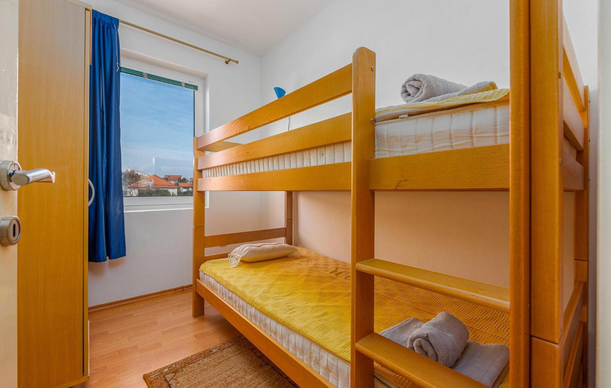 Amazing Apartment In Pakoštane Dış mekan fotoğraf